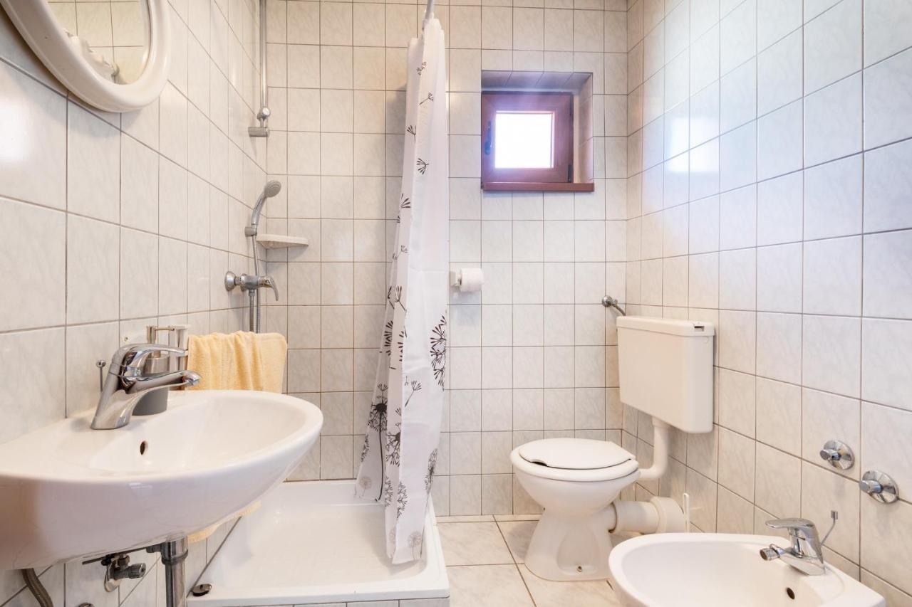 נאום Apartments Mira מראה חיצוני תמונה