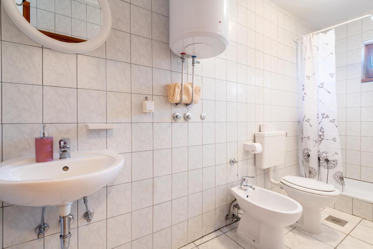 נאום Apartments Mira מראה חיצוני תמונה